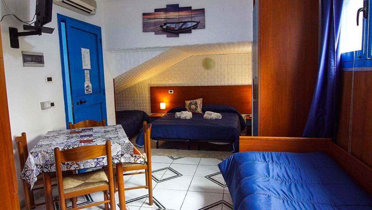 Aparthotel Baia Di Naxos Giardini-Naxos Exterior foto