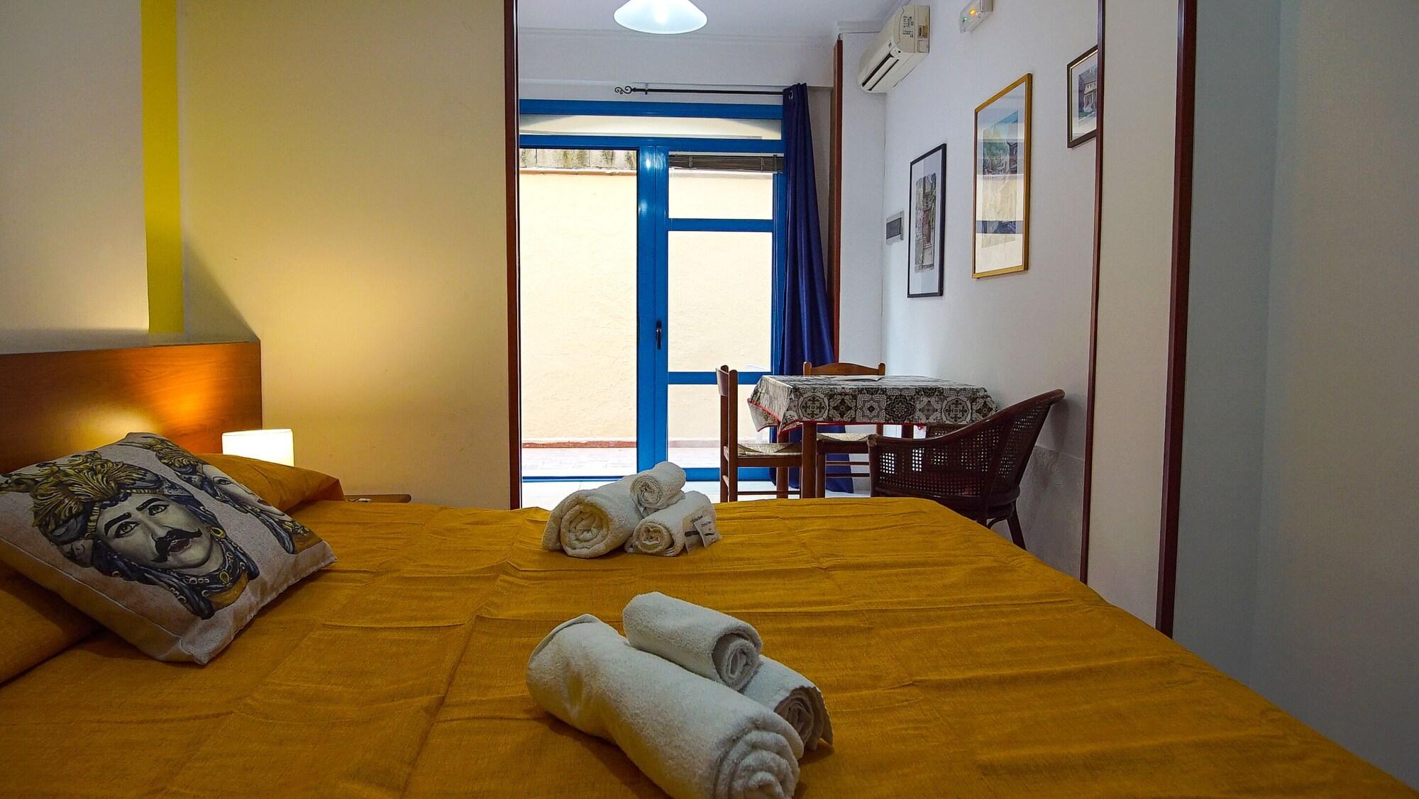 Aparthotel Baia Di Naxos Giardini-Naxos Exterior foto